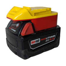 Charger l'image dans la galerie, Adaptateur de batterie Milwaukee 18V vers DeWalt 20V