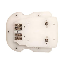 Charger l'image dans la galerie, Adaptateur de batterie Milwaukee 18V vers DeWalt 20V (Polypropylène)