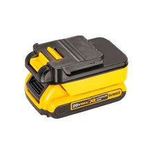 Charger l&#39;image dans la galerie, DeWalt 20V à Chicago Electric 18V Adaptateur de Batterie
