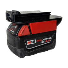 Charger l'image dans la galerie, Adaptateur de batterie Milwaukee 18V vers Black and Decker 18V Ni-Cd
