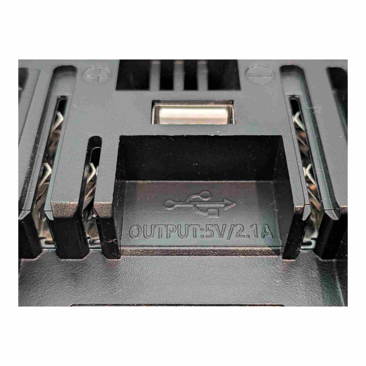 Stanley FATMAX V20 vers Makita 18V LXT Adaptateur de batterie